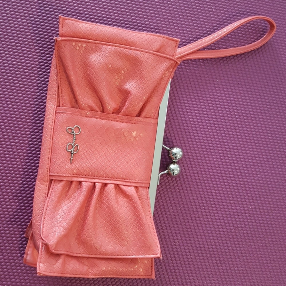 Clutch purse